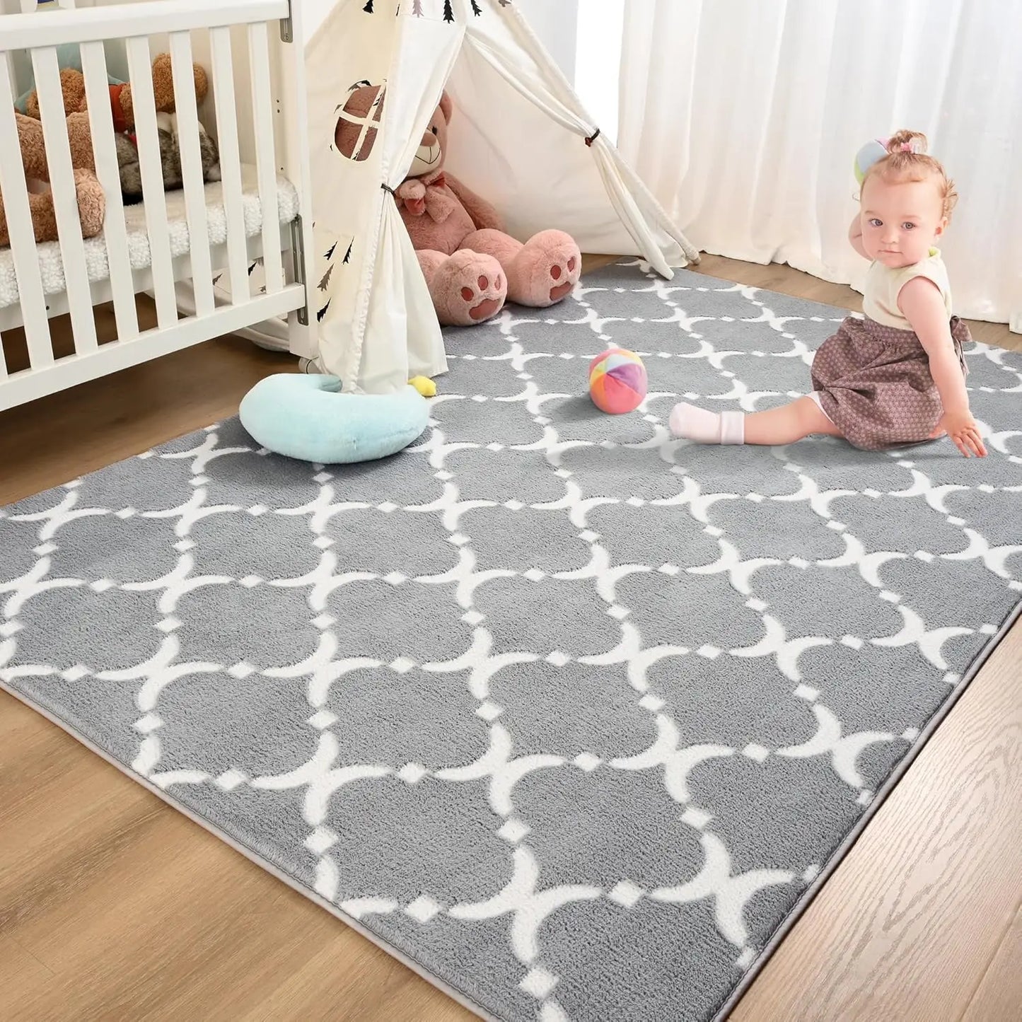Soft Geometric Memory Foam Area Rug for Living Room