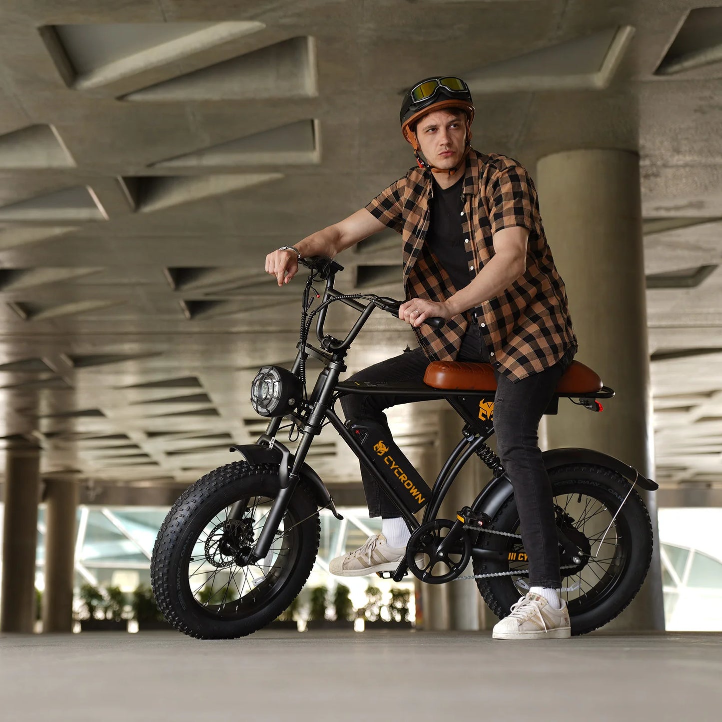 Cycrown RUN 750W Electric Off-Road E-Bicycle for Adventure