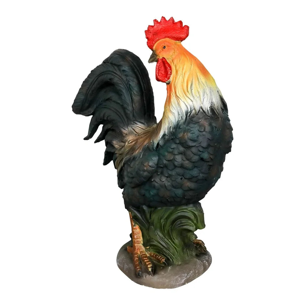 Concrete Rooster Statue for Garden Decor and Outdoor Aesthetics
